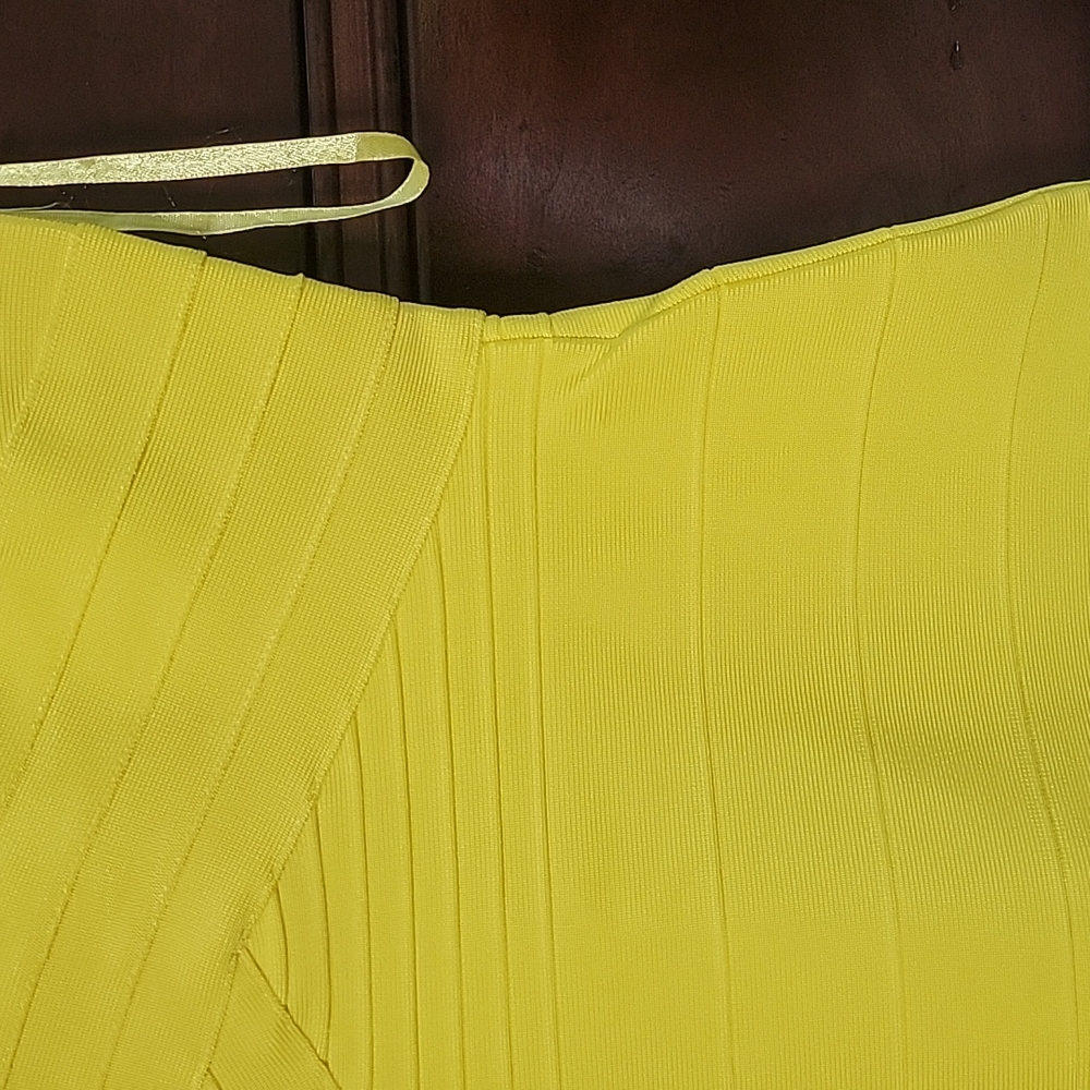 Yellow bandage dress - Picture 4 of 10